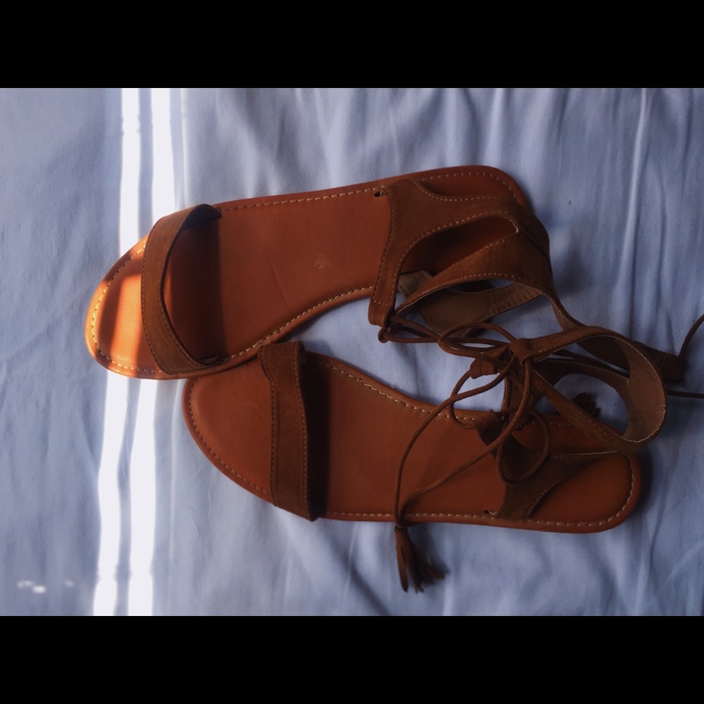 Cute Tie Sandals